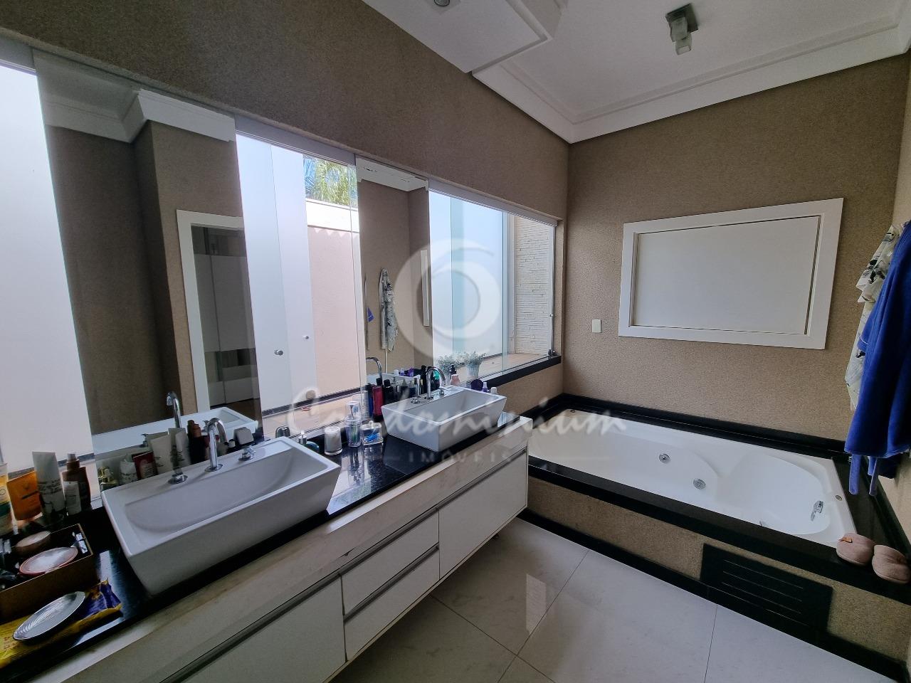 Casa de Condomínio com 4 quartos à venda, 276m² — foto 30 de 59