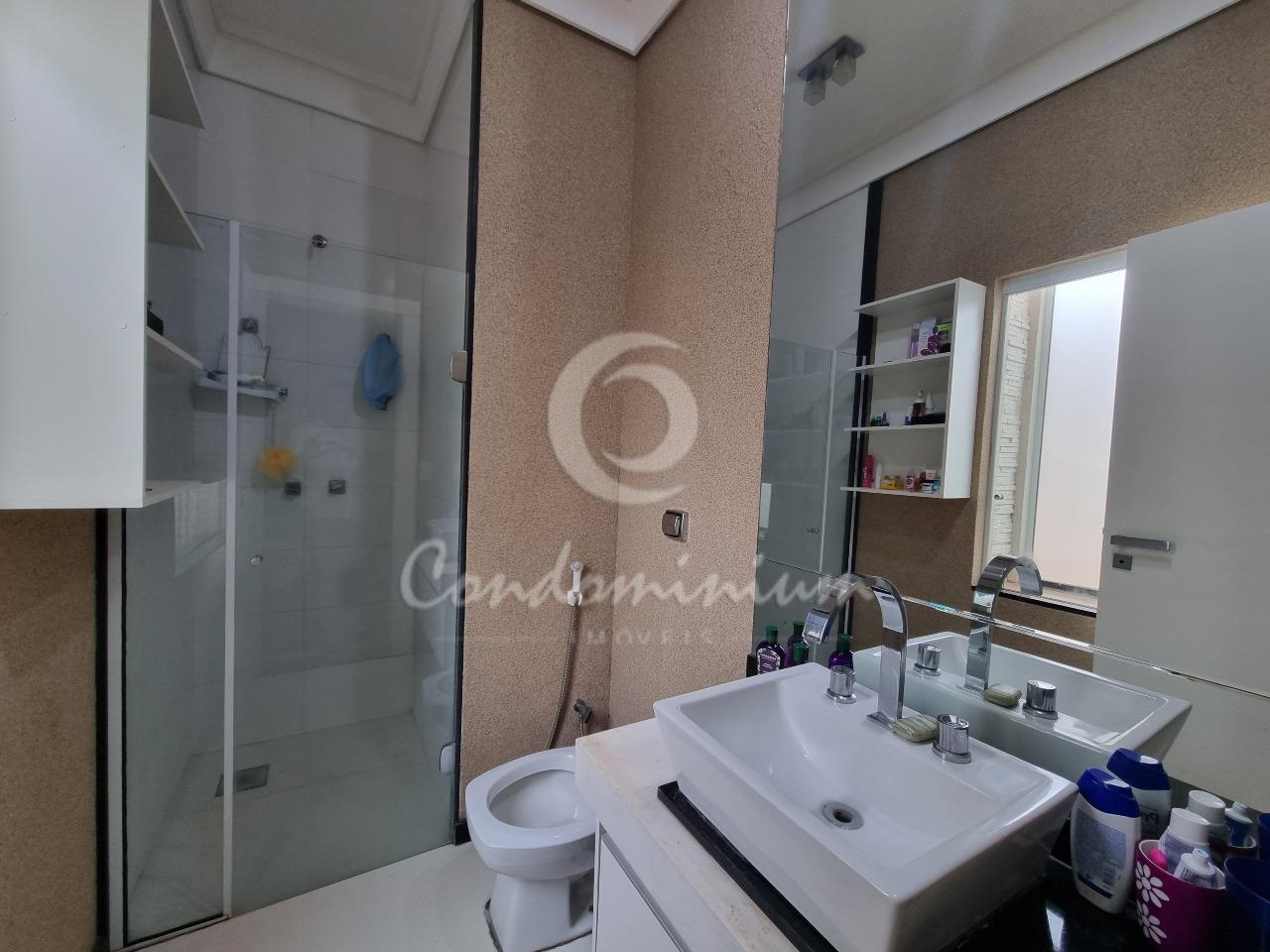Casa de Condomínio com 4 quartos à venda, 276m² — foto 22 de 59