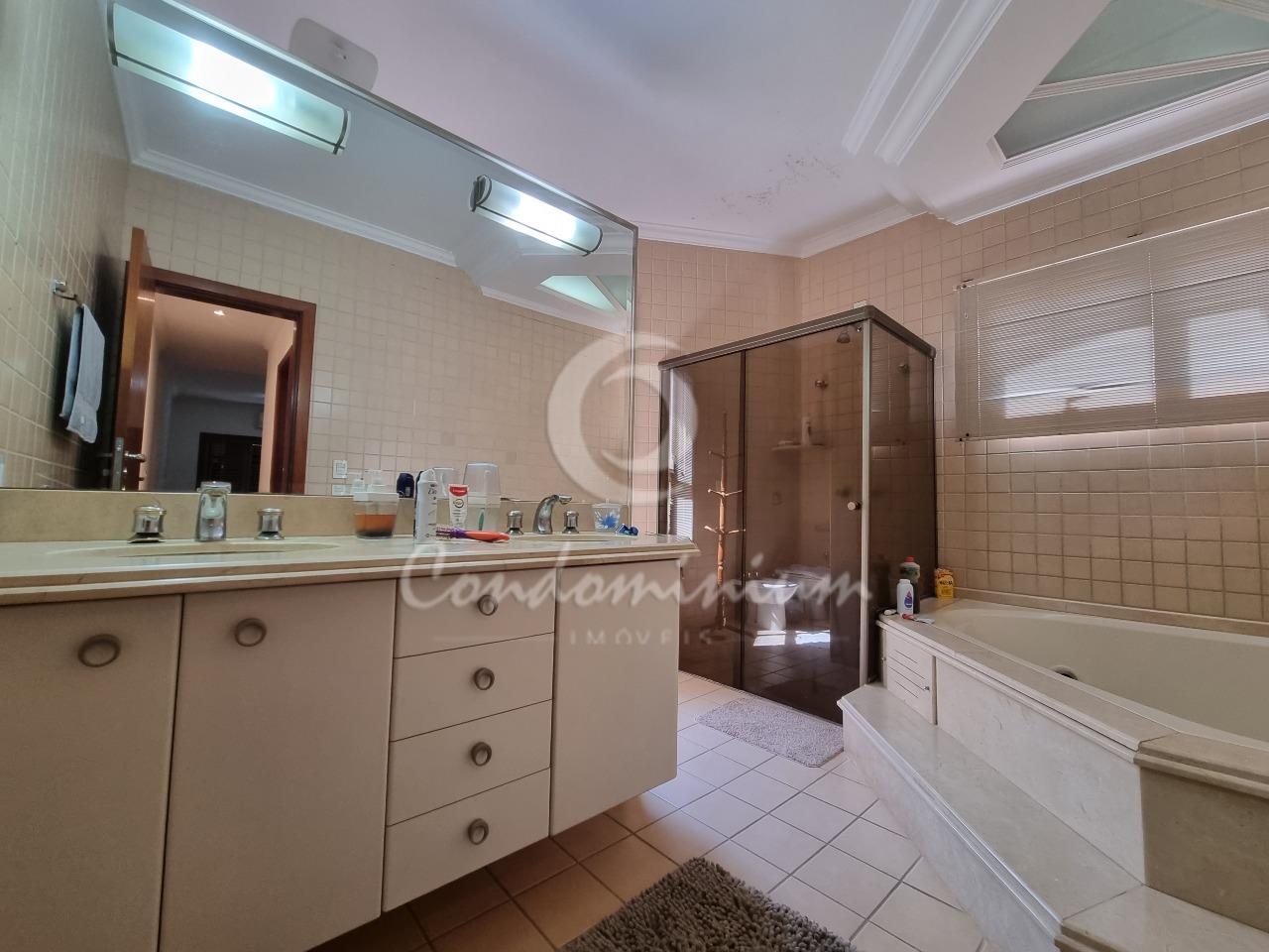 Casa de Condomínio com 4 quartos à venda, 500m² — foto 21 de 41