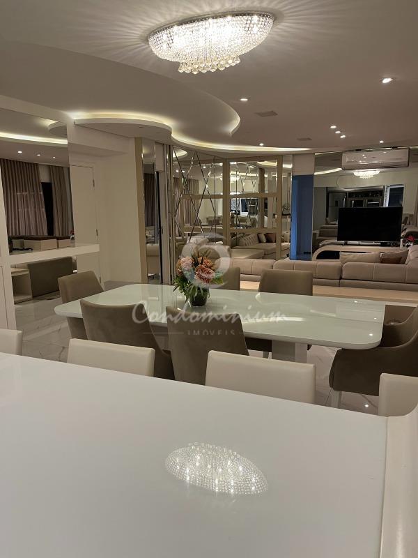 Apartamento com 3 quartos à venda, 174m² — foto 4 de 29