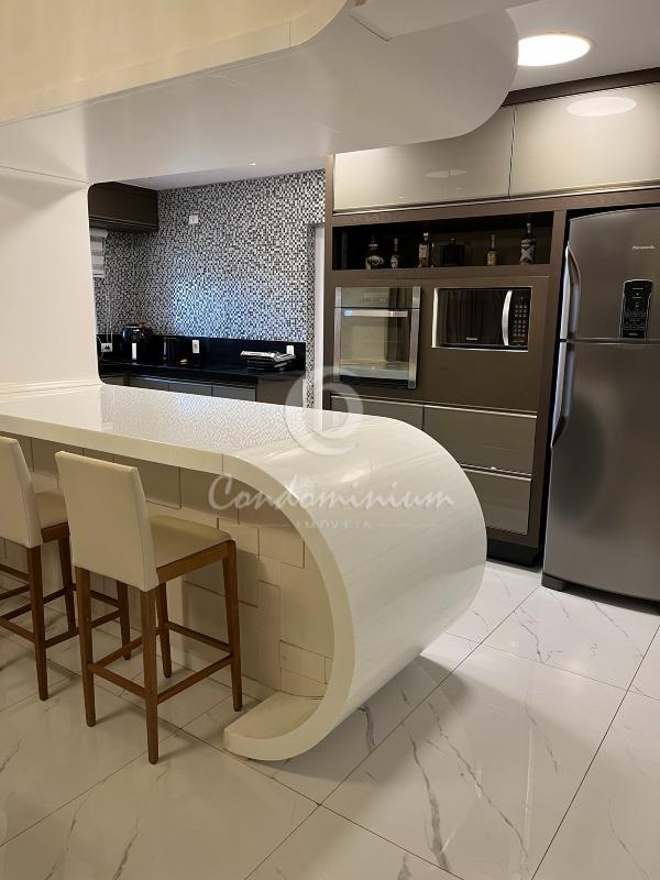Apartamento com 3 quartos à venda, 174m² — foto 11 de 29