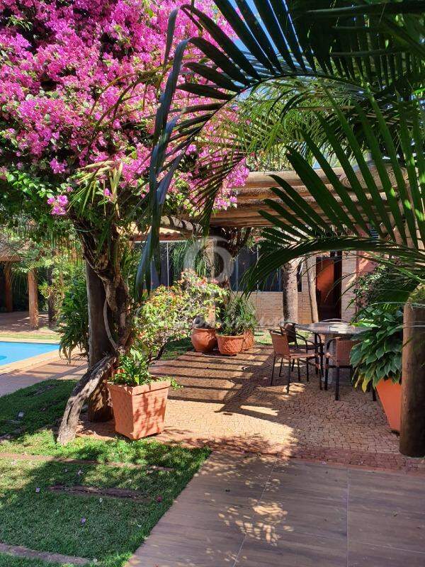 Casa com 4 quartos à venda, 463m² — foto 9 de 20