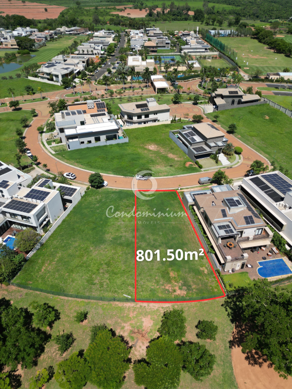 Terreno / Lote / Condomínio  à venda, 802m² — foto 2 de 5