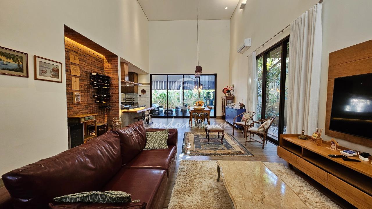 Casa de Condomínio com 3 quartos à venda, 303m² — foto 4 de 52