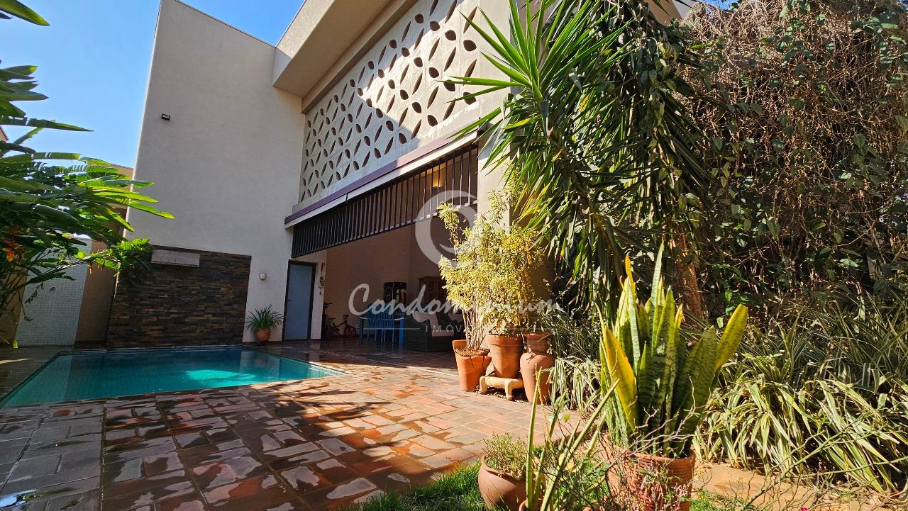 Casa de Condomínio com 3 quartos à venda, 303m² — foto 19 de 52