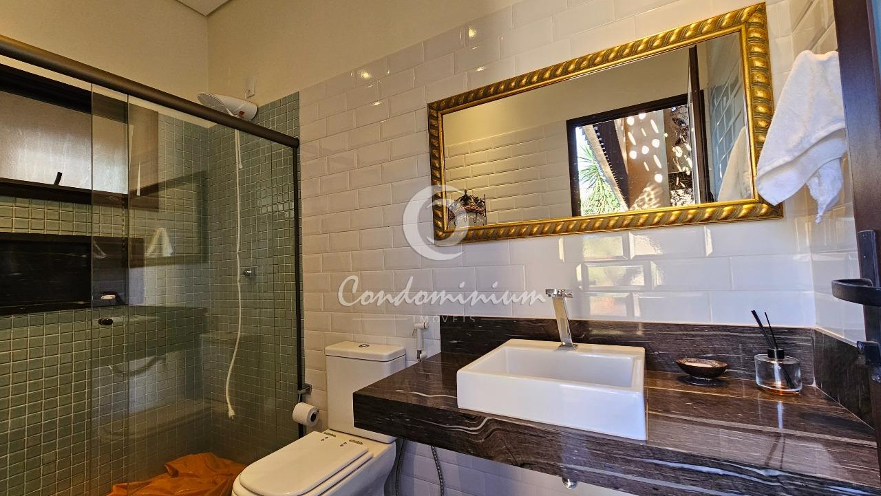 Casa de Condomínio com 3 quartos à venda, 303m² — foto 20 de 52
