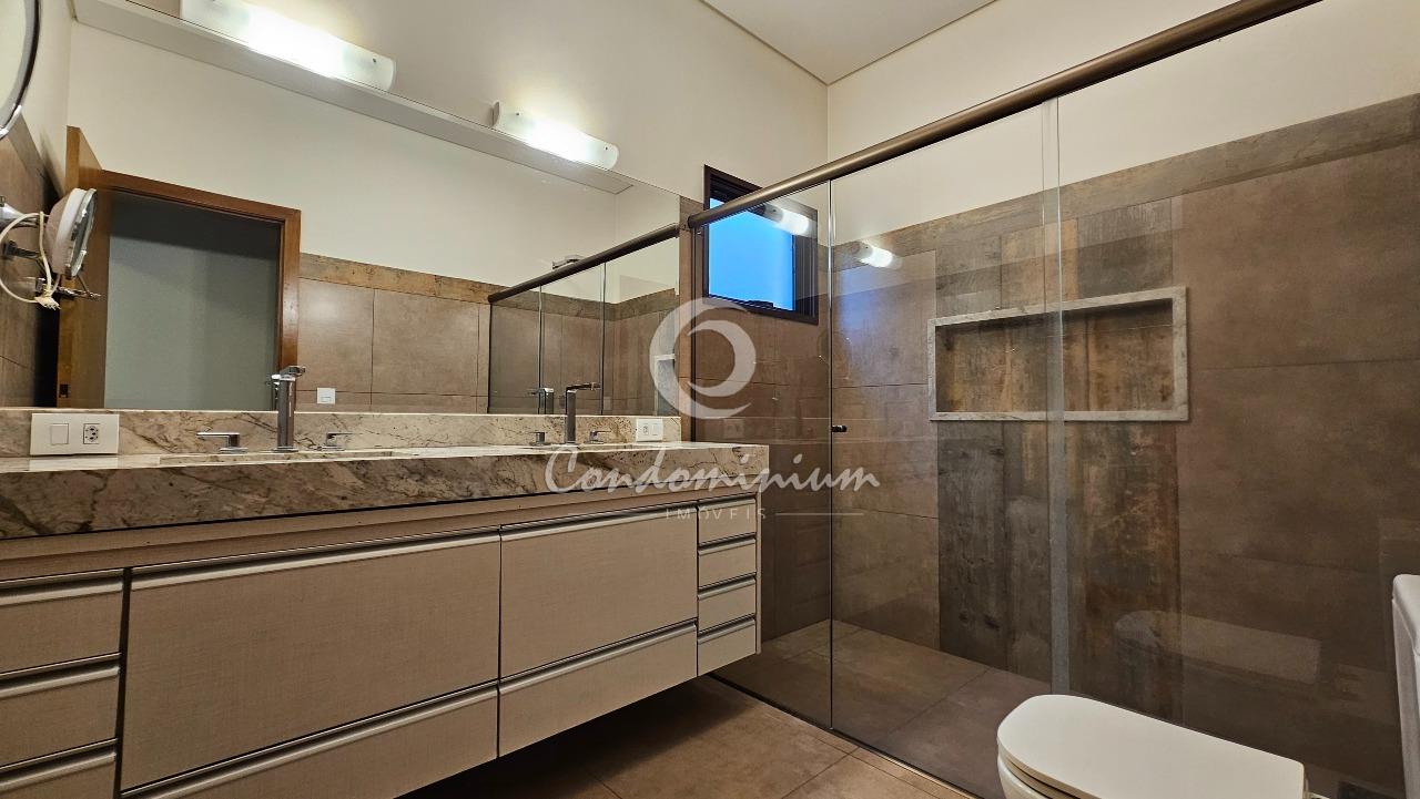 Casa de Condomínio com 3 quartos à venda, 303m² — foto 26 de 52