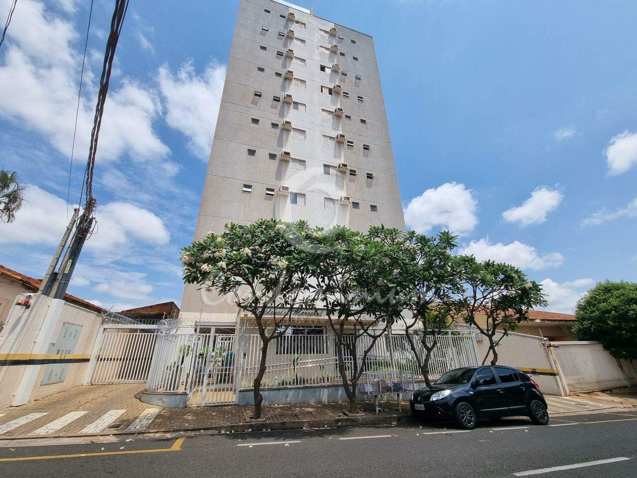 Apartamento com 2 quartos à venda, 64m² — foto 2 de 18
