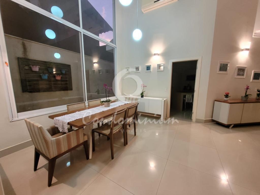 Casa de Condomínio com 4 quartos à venda, 300m² — foto 7 de 32