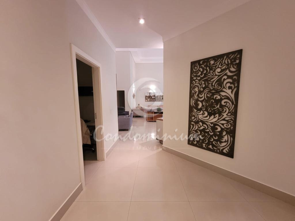 Casa de Condomínio com 4 quartos à venda, 300m² — foto 4 de 32