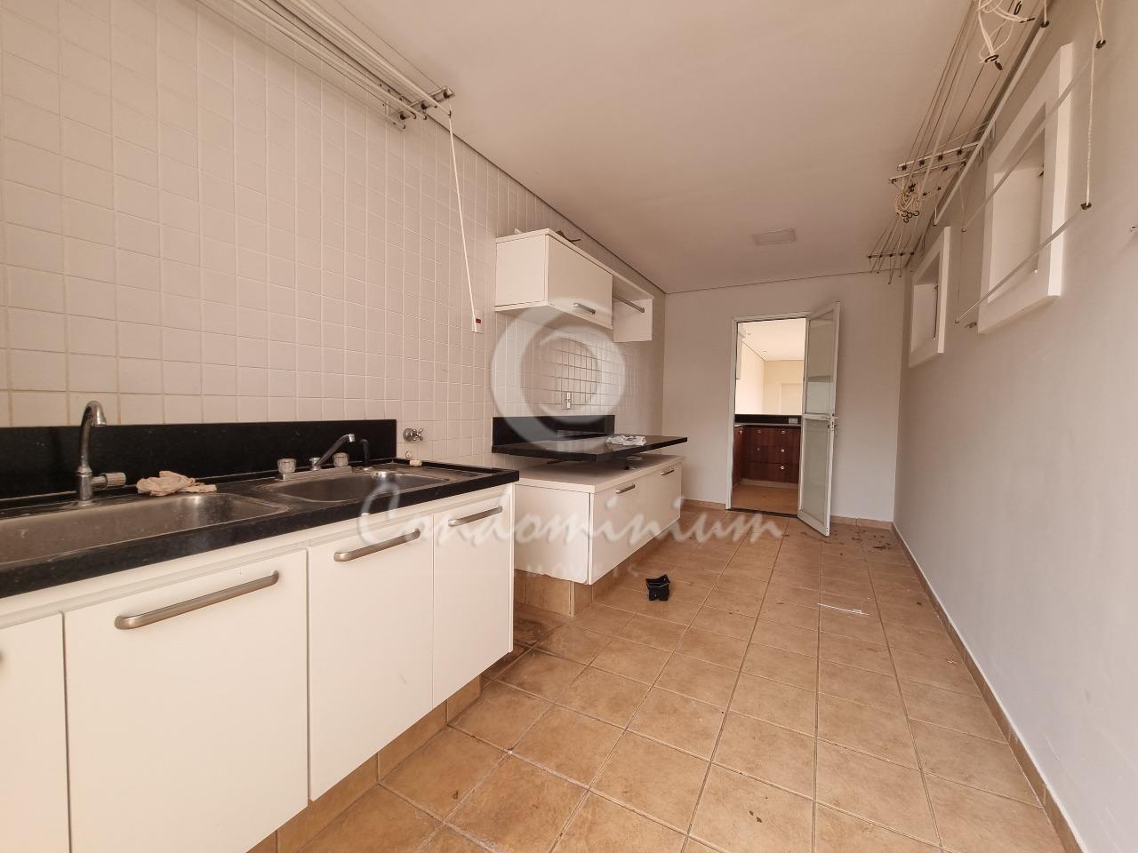 Casa de Condomínio com 4 quartos à venda, 400m² — foto 20 de 38