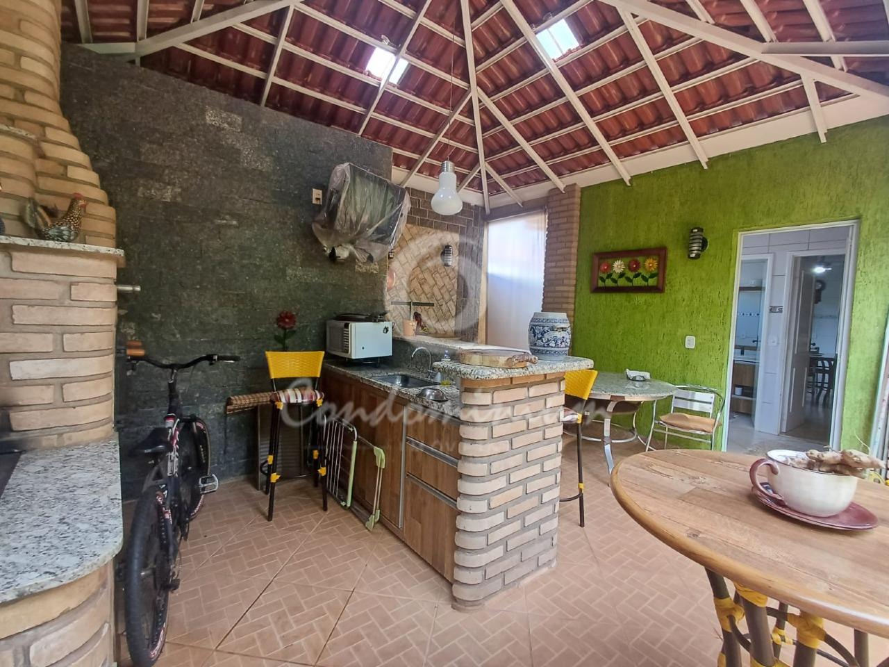 Casa de Condomínio com 3 quartos à venda, 240m² — foto 15 de 22