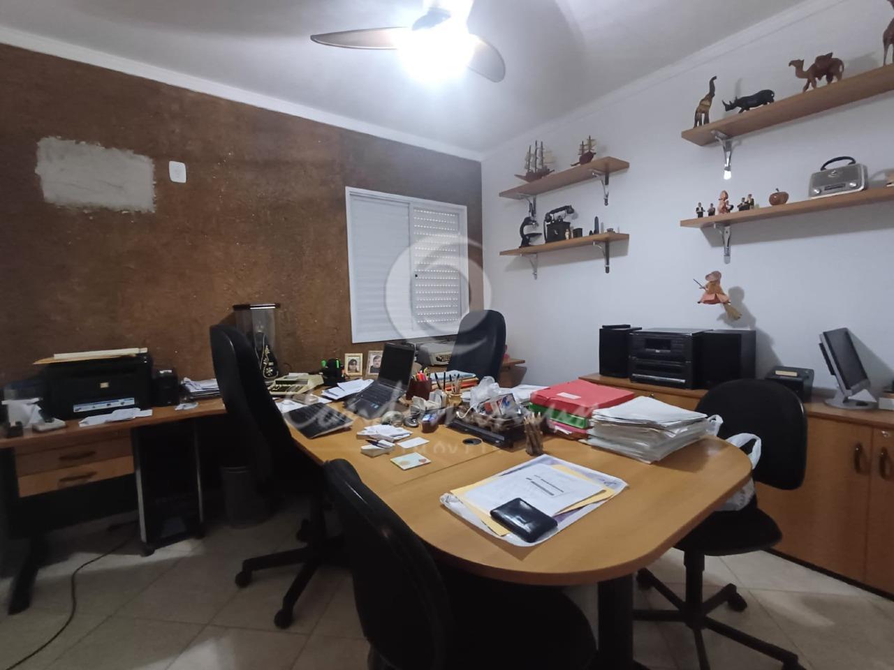Casa de Condomínio com 3 quartos à venda, 240m² — foto 9 de 22