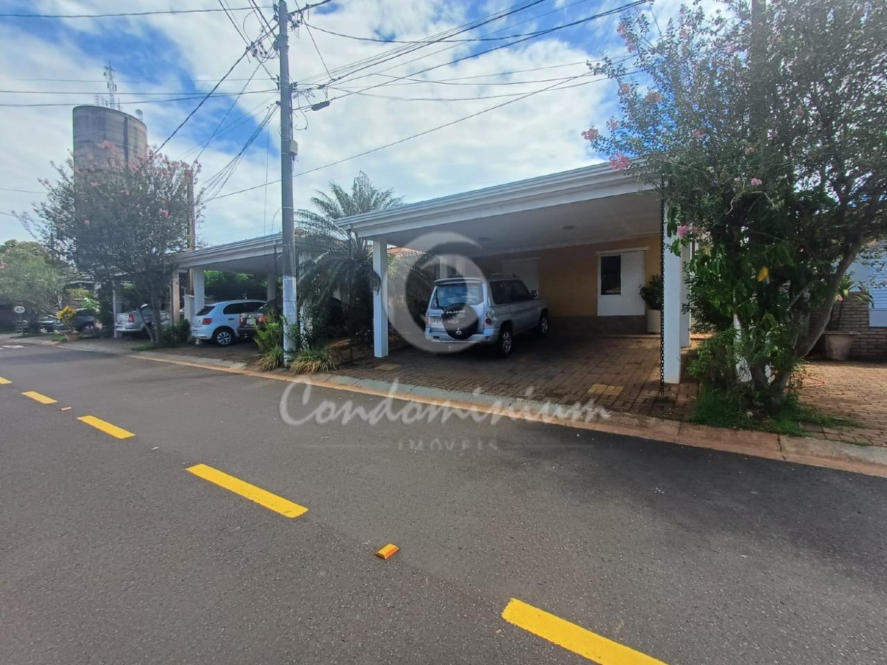 Casa de Condomínio com 3 quartos à venda, 240m² — foto 2 de 22