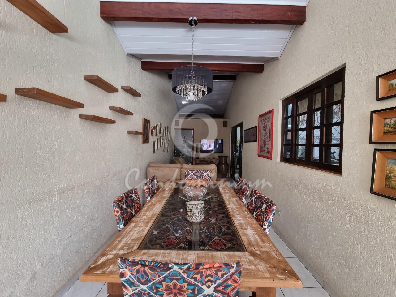 Casa com 3 quartos à venda, 250m² — foto 11 de 24