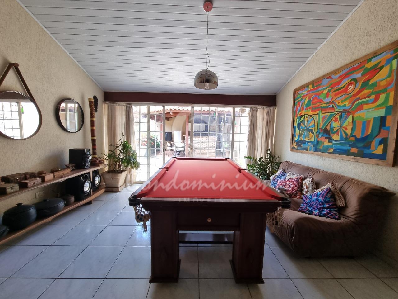 Casa com 3 quartos à venda, 250m² — foto 8 de 24