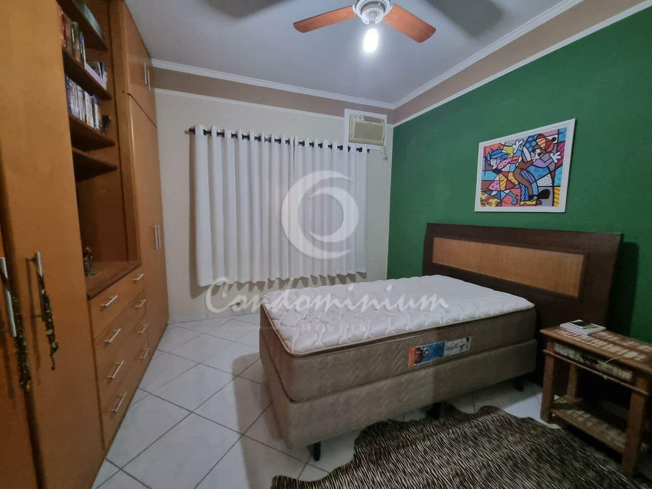Casa com 3 quartos à venda, 250m² — foto 22 de 24