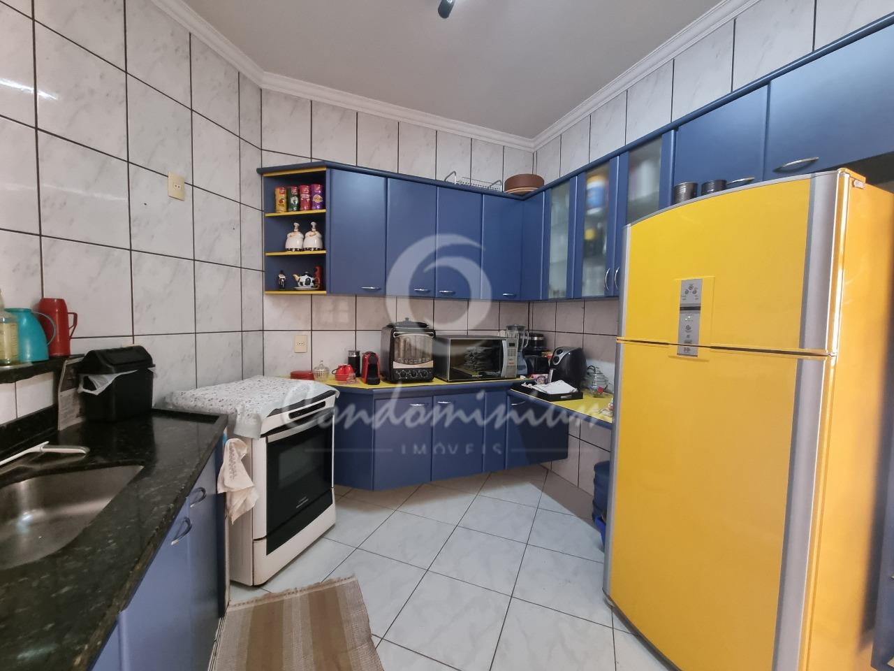 Casa com 3 quartos à venda, 250m² — foto 7 de 24