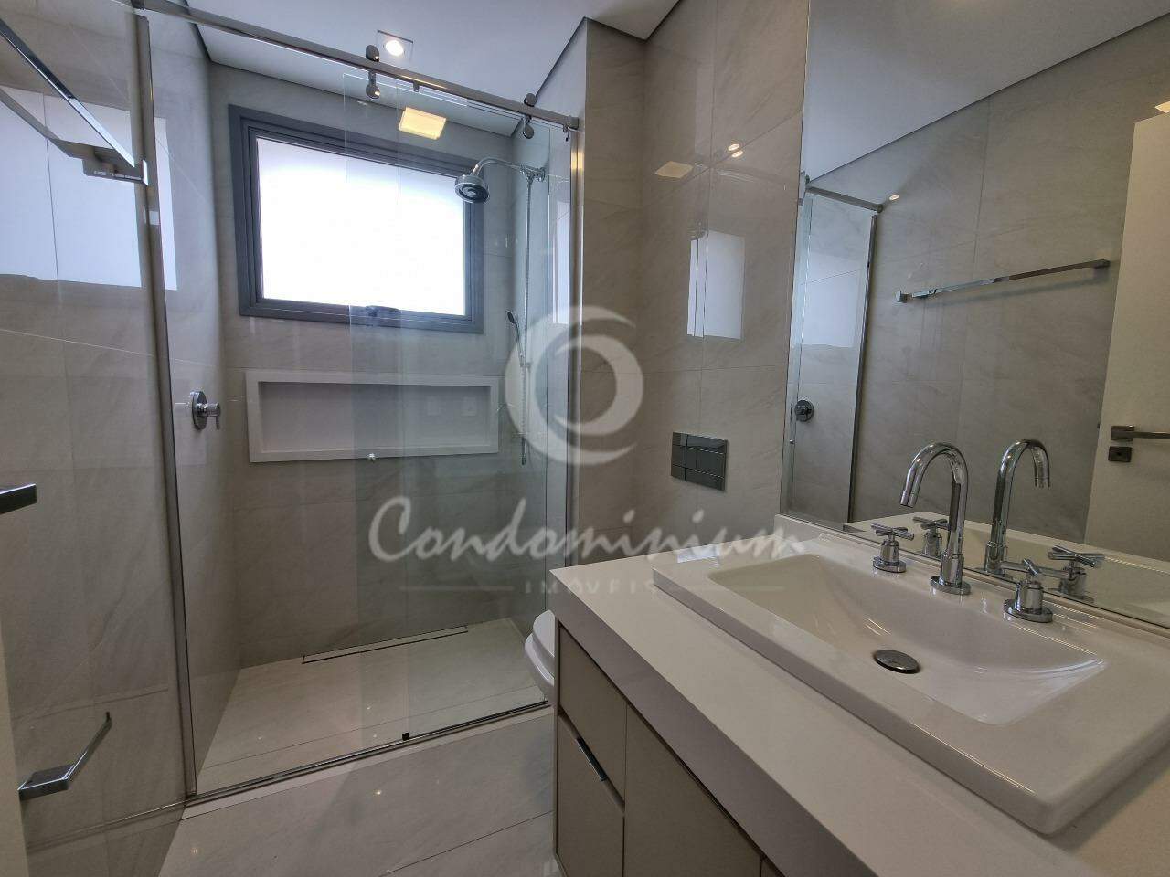 Apartamento com 4 quartos à venda, 256m² — foto 18 de 26