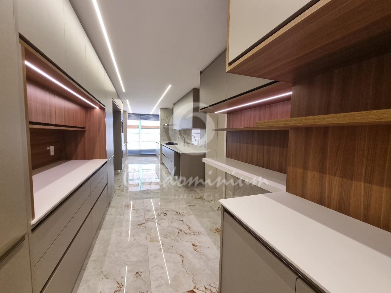 Apartamento com 4 quartos à venda, 256m² — foto 9 de 25
