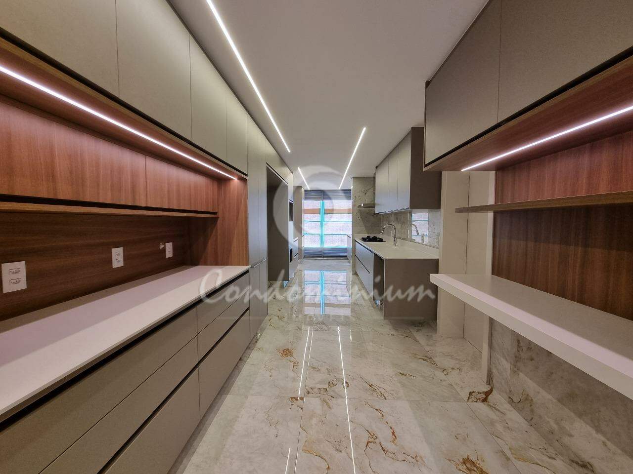Apartamento com 4 quartos à venda, 256m² — foto 10 de 25