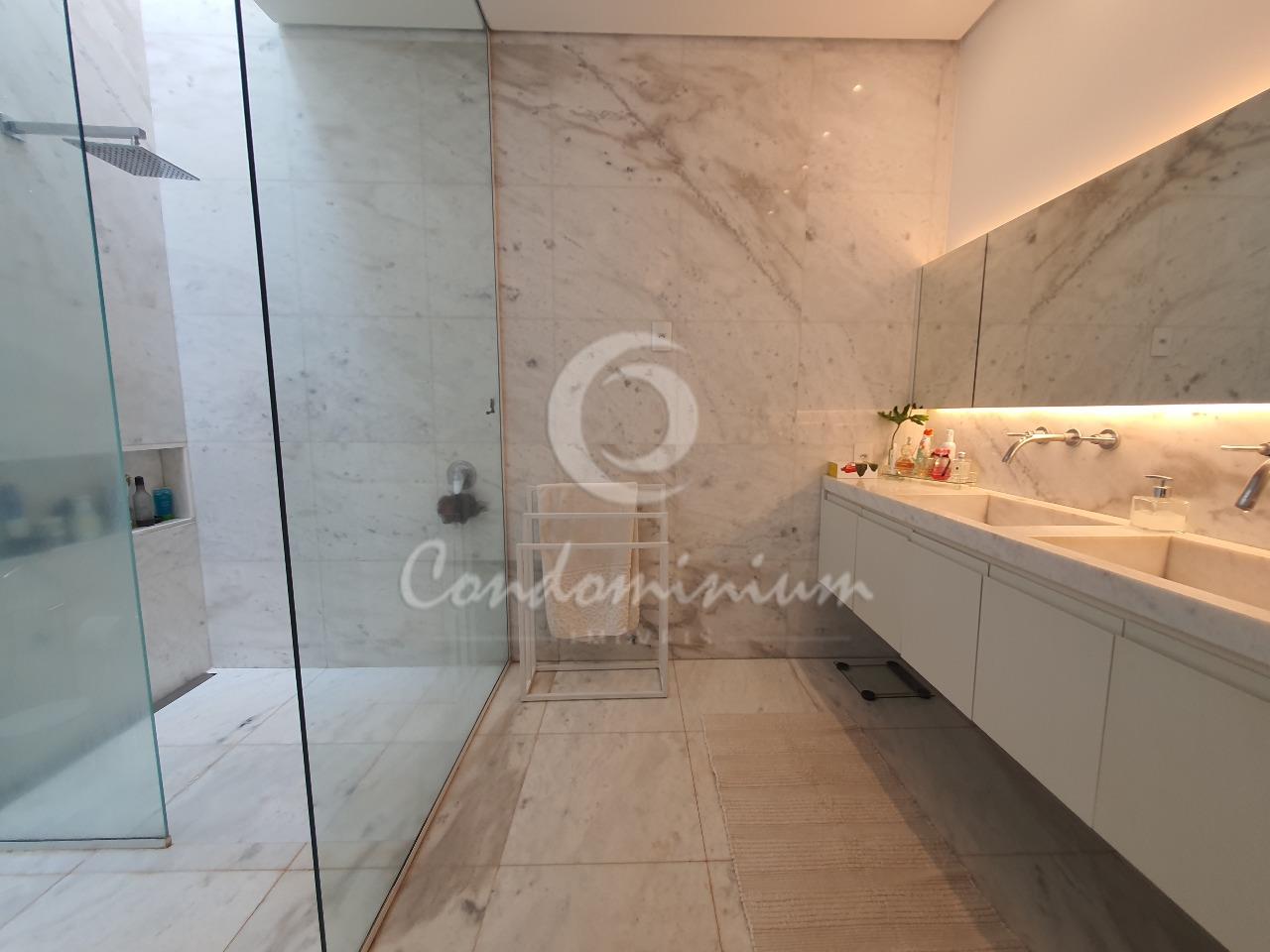 Casa de Condomínio com 3 quartos à venda, 333m² — foto 23 de 40