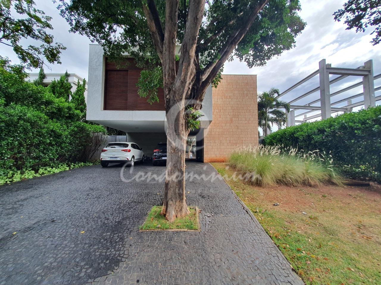 Casa de Condomínio com 3 quartos à venda, 333m² — foto 2 de 40