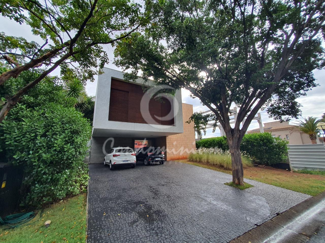 Casa de Condomínio com 3 quartos à venda, 333m² — foto 3 de 40