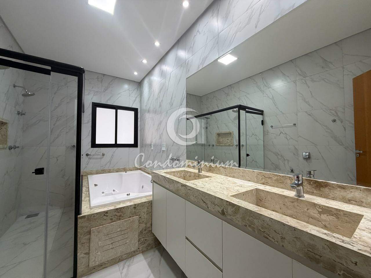Casa de Condomínio com 3 quartos à venda, 200m² — foto 12 de 29