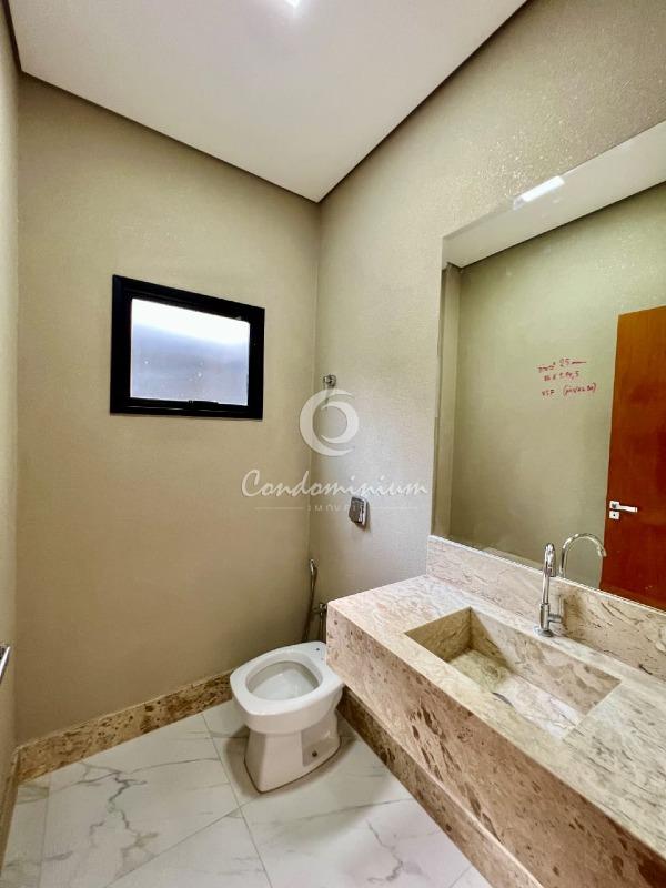 Casa de Condomínio com 3 quartos à venda, 200m² — foto 18 de 29