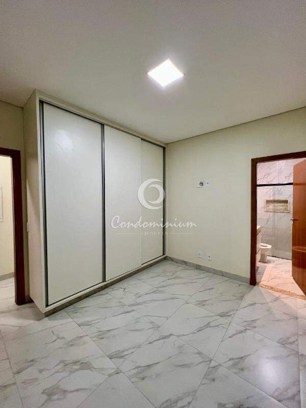Casa de Condomínio com 3 quartos à venda, 200m² — foto 6 de 29