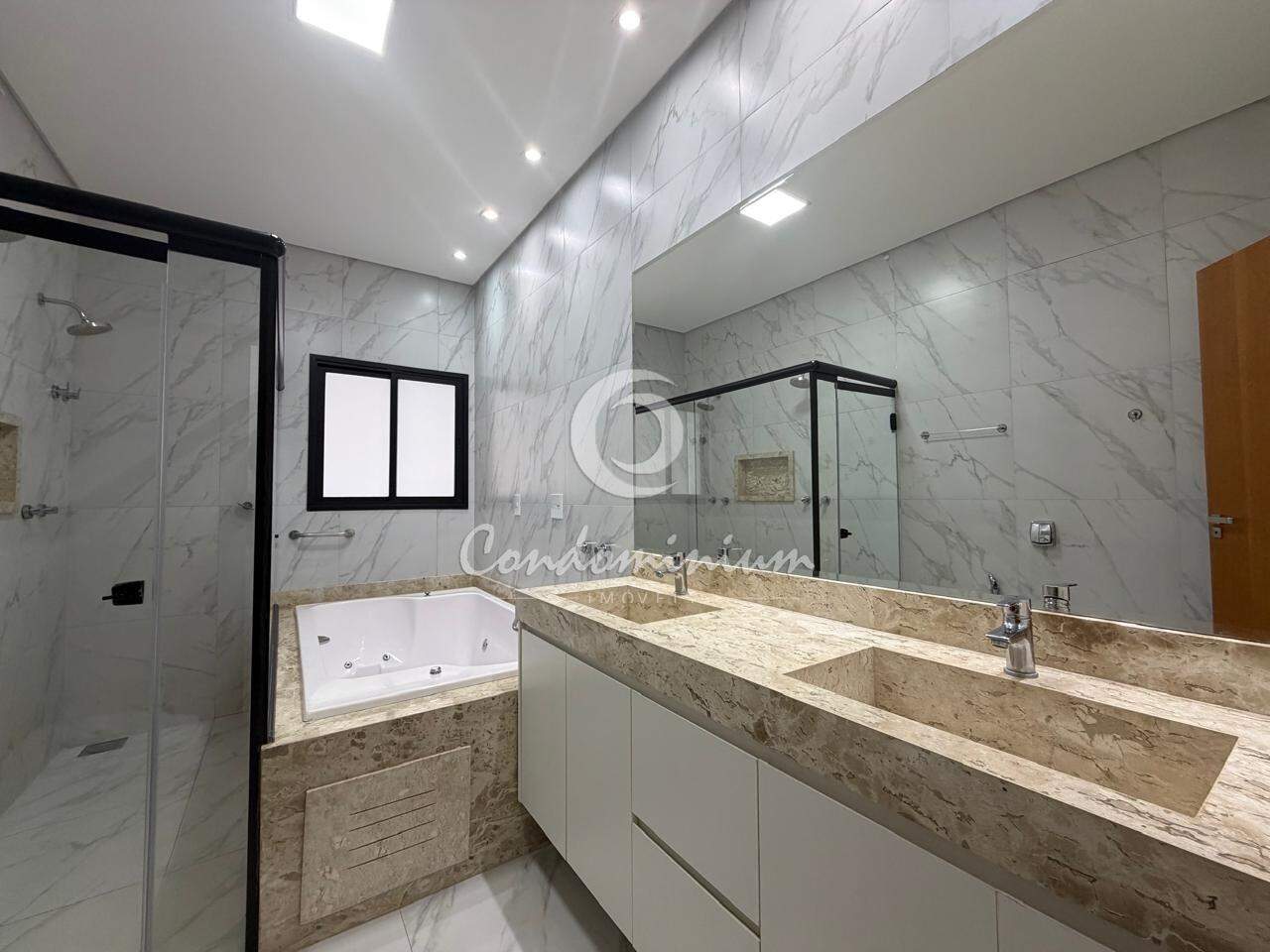 Casa de Condomínio com 3 quartos à venda, 200m² — foto 21 de 29