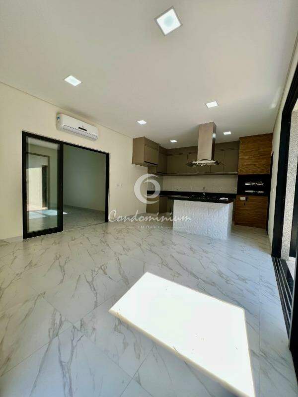 Casa de Condomínio com 3 quartos à venda, 200m² — foto 22 de 29