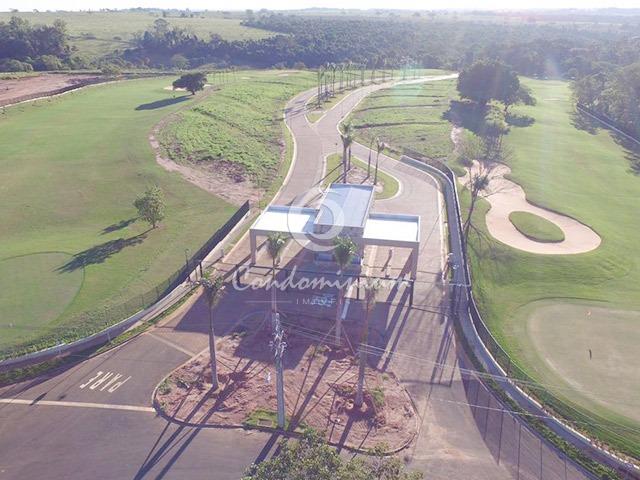 Terreno / Lote / Condomínio  à venda, 696m² — foto 2 de 17