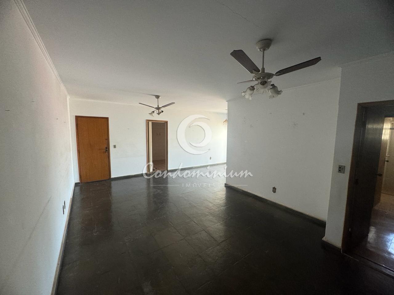 Apartamento com 3 quartos à venda, 120m² — foto 3 de 8