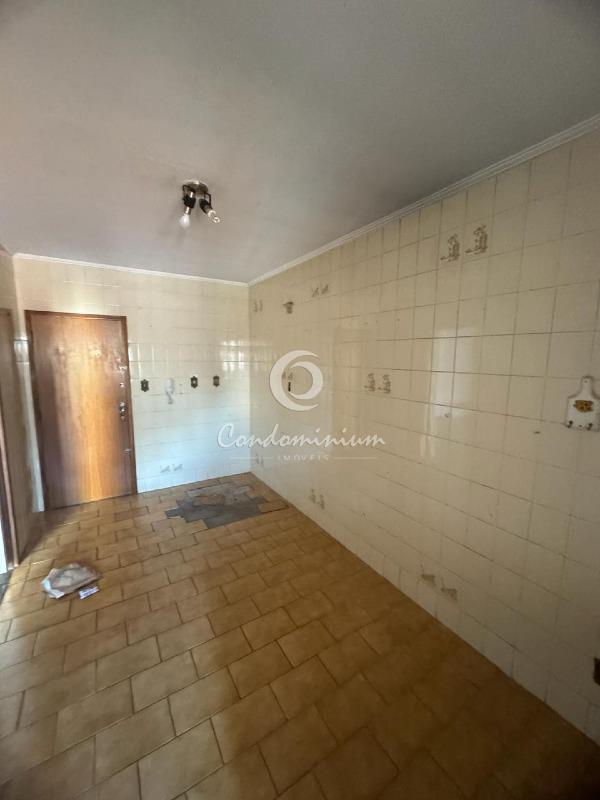 Apartamento com 3 quartos à venda, 120m² — foto 6 de 8