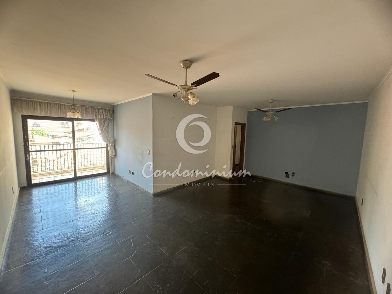 Apartamento com 3 quartos à venda, 120m² — foto 1 de 8