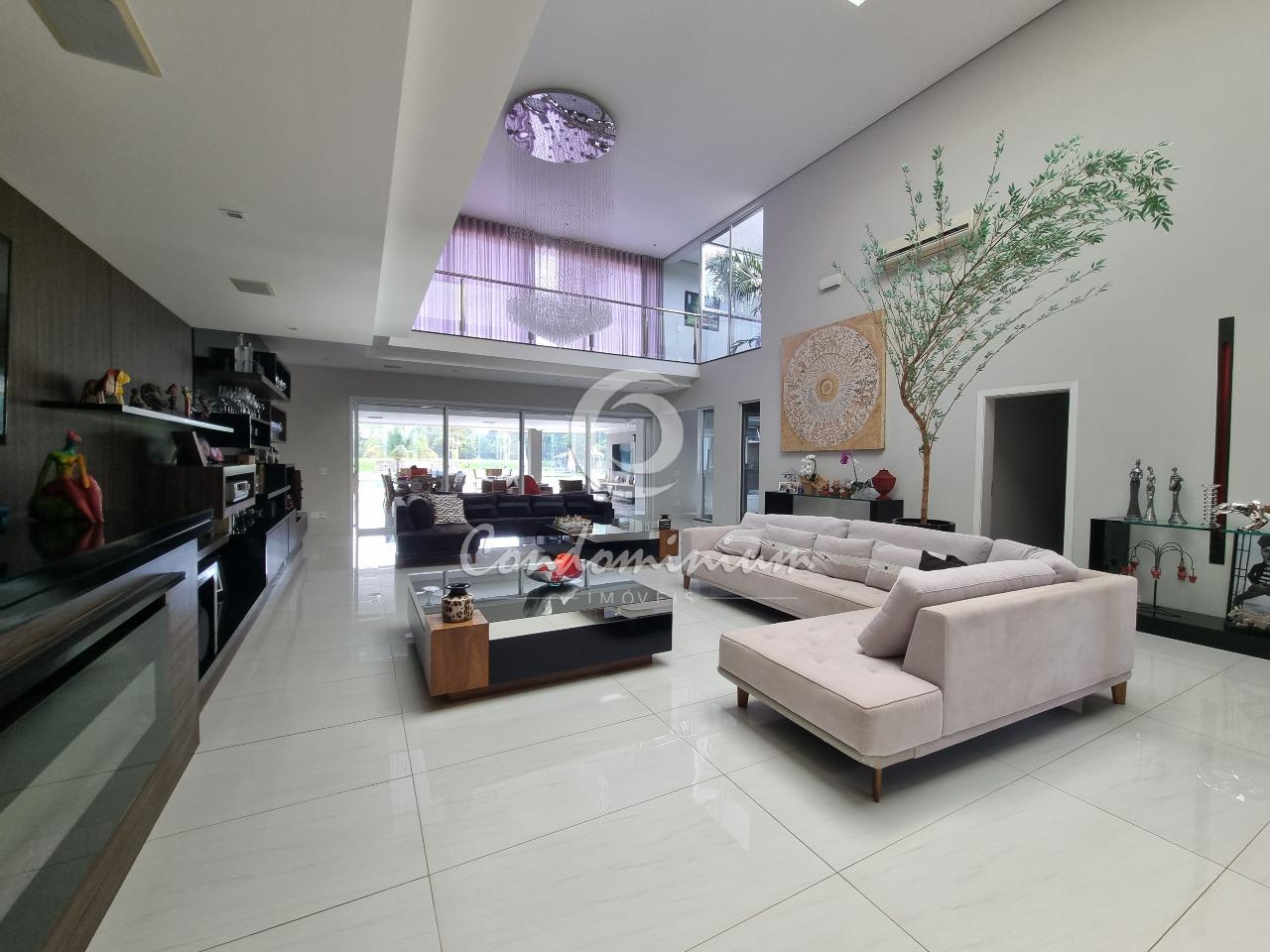 Casa de Condomínio com 8 quartos à venda, 1200m² — foto 6 de 30
