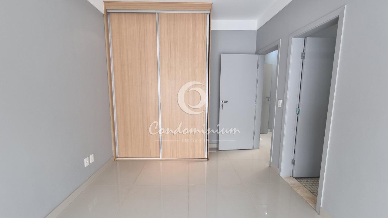 Casa de Condomínio com 3 quartos à venda, 289m² — foto 19 de 39