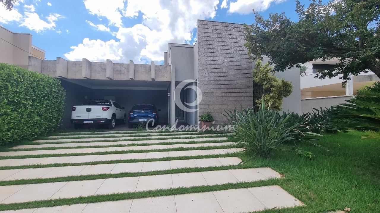 Casa de Condomínio com 3 quartos à venda, 289m² — foto 1 de 39