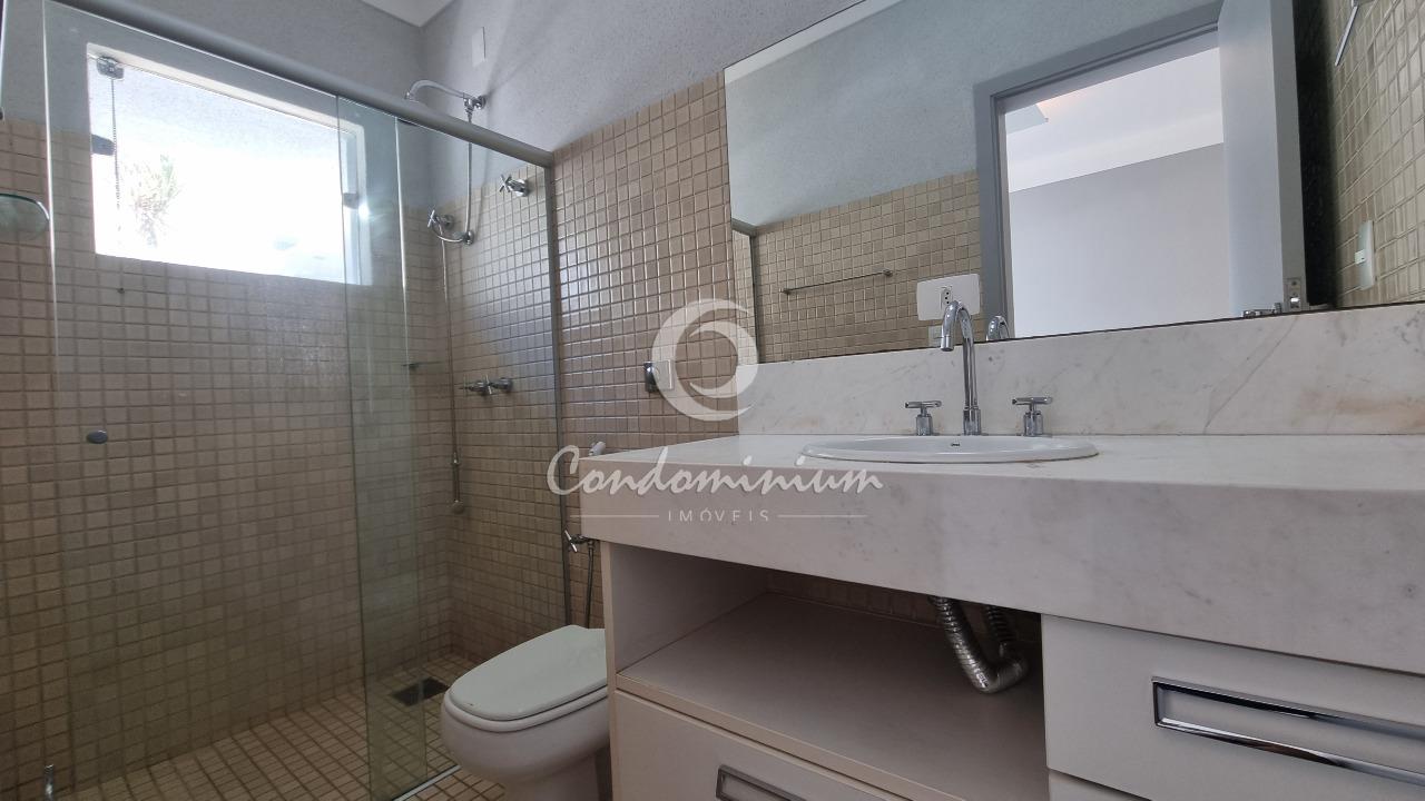 Casa de Condomínio com 3 quartos à venda, 289m² — foto 23 de 39