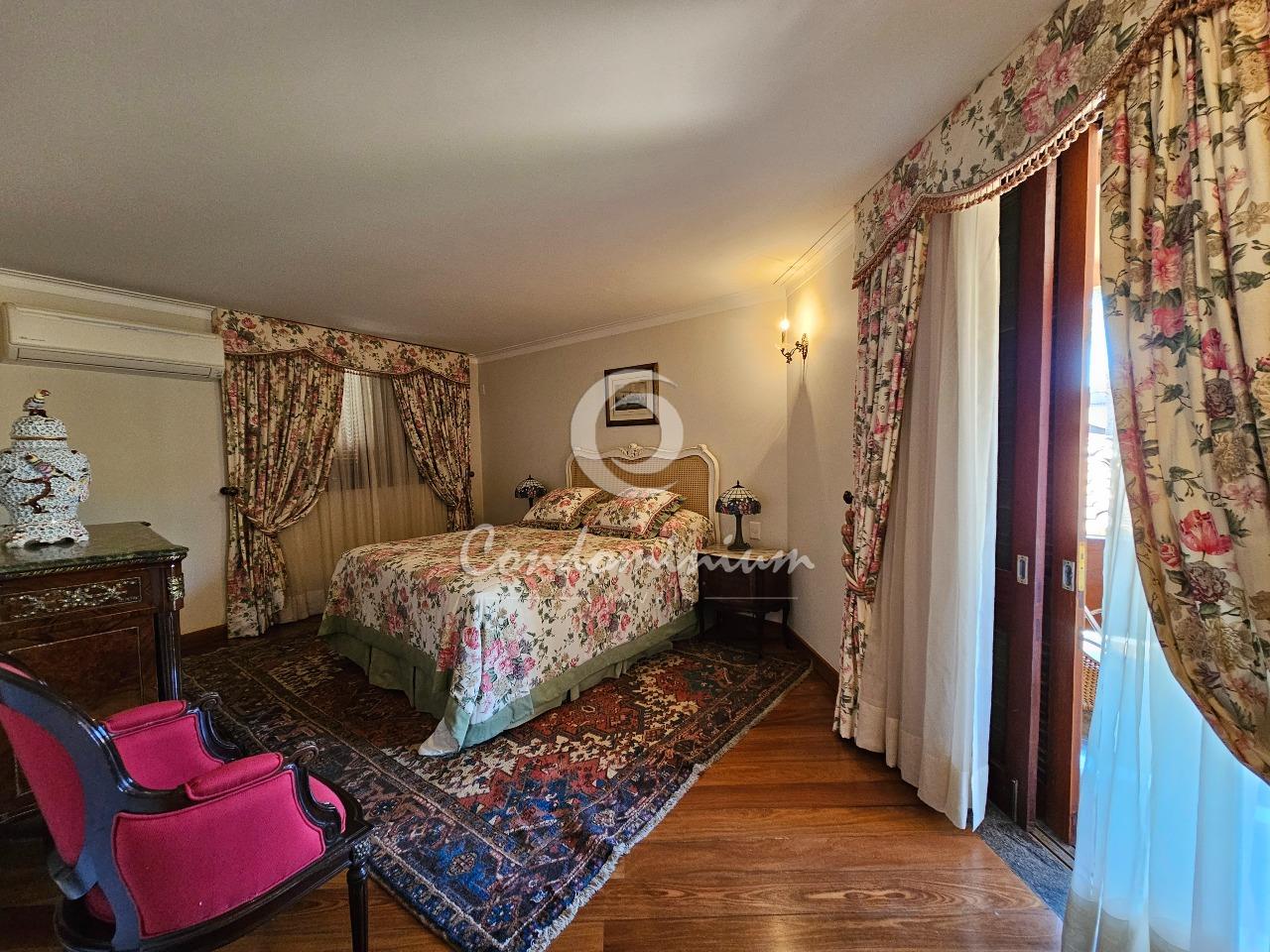 Casa de Condomínio com 7 quartos à venda, 1150m² — foto 21 de 41