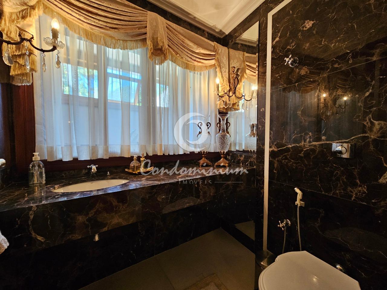 Casa de Condomínio com 7 quartos à venda, 1150m² — foto 4 de 41