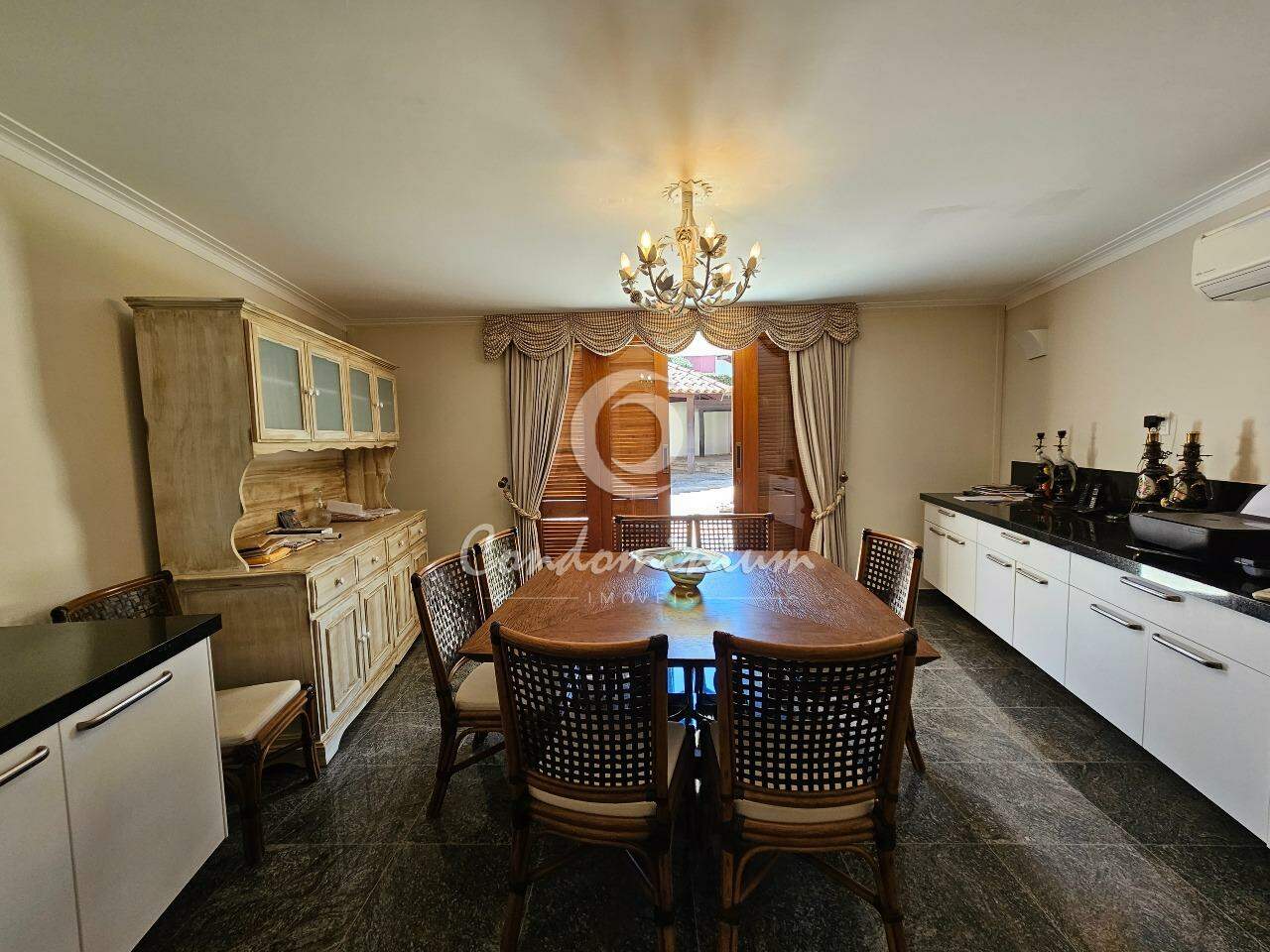 Casa de Condomínio com 7 quartos à venda, 1150m² — foto 9 de 41