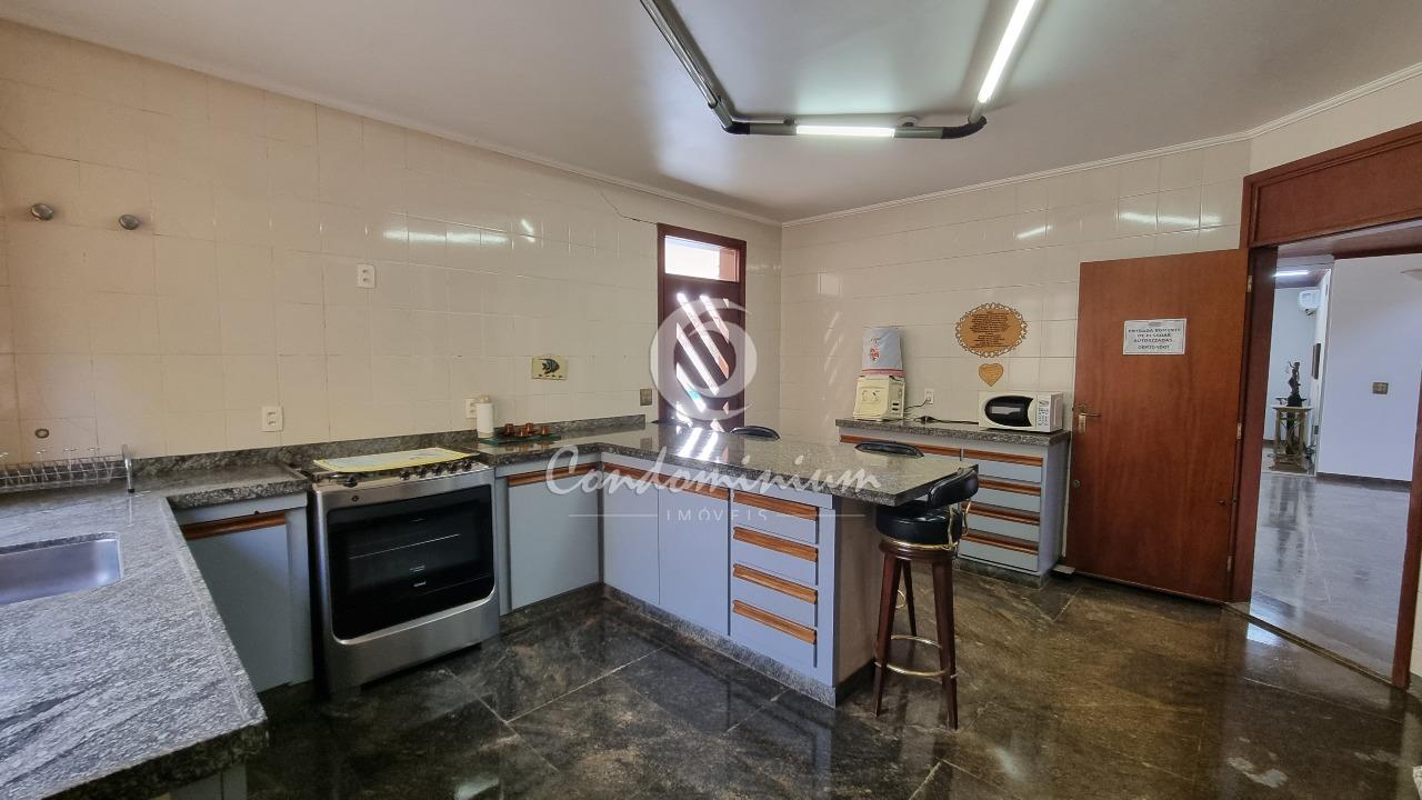 Imóvel Comercial com 5 quartos à venda, 580m² — foto 12 de 30