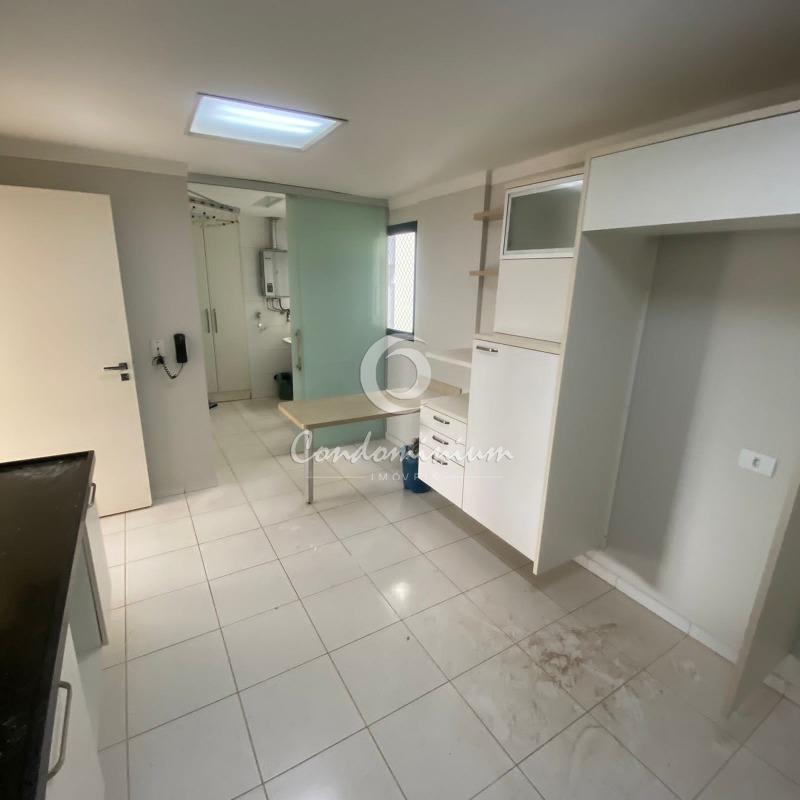Apartamento com 3 quartos à venda, 157m² — foto 10 de 33