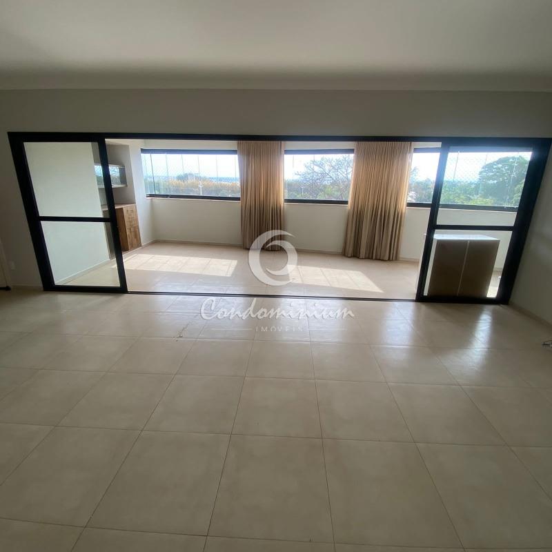 Apartamento com 3 quartos à venda, 157m² — foto 4 de 33