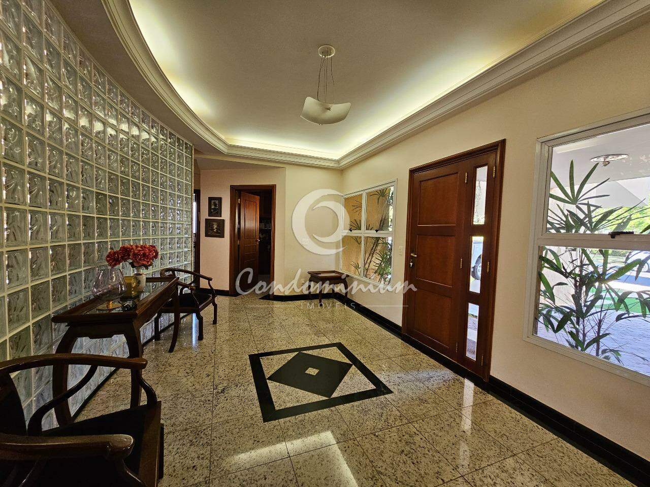 Casa de Condomínio com 5 quartos à venda, 466m² — foto 3 de 39