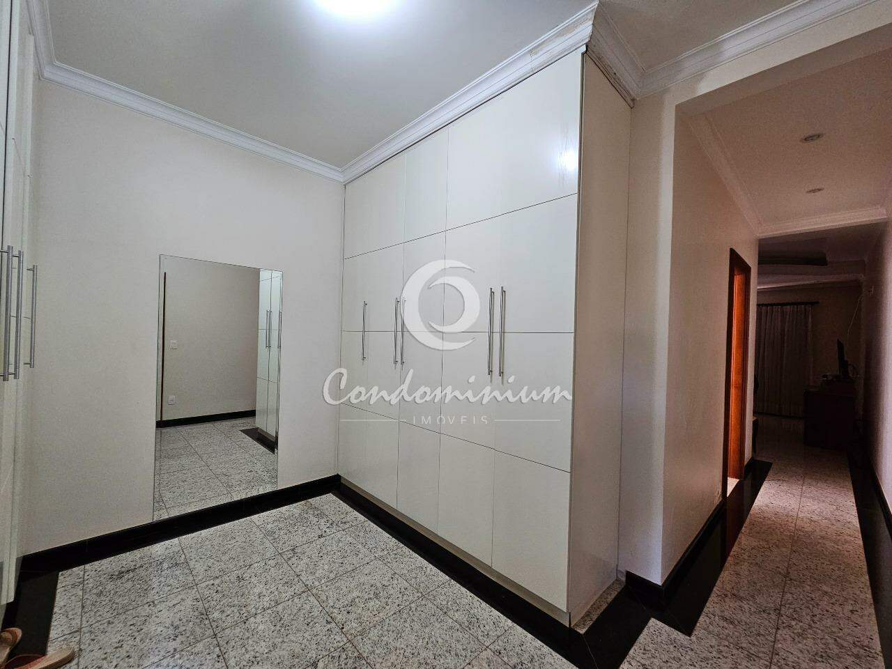 Casa de Condomínio com 5 quartos à venda, 466m² — foto 21 de 39