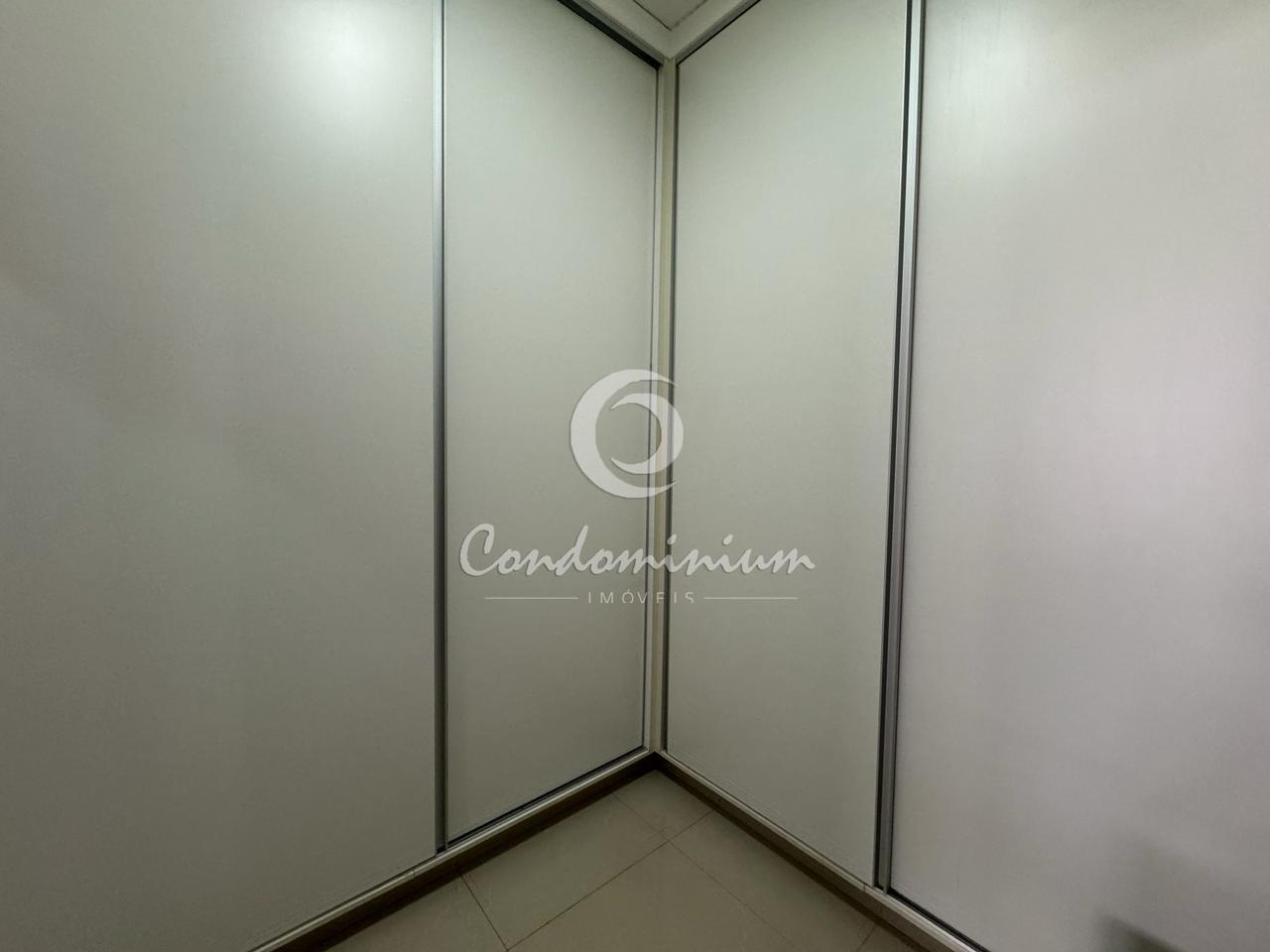 Casa de Condomínio com 3 quartos à venda, 240m² — foto 20 de 28
